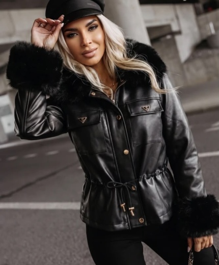 Jakna Scarlett Črna